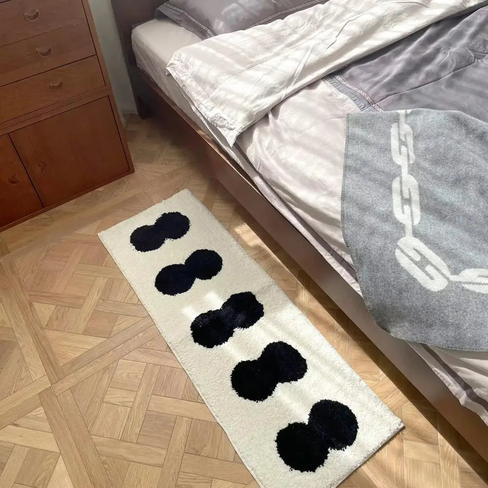Non-Slip Soft Fluffy Plush Kids Bedroom Bath Mat with Gourd Pattern.