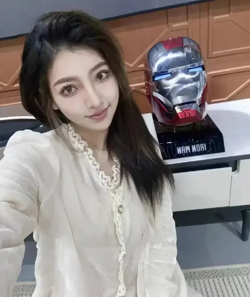 Iron Man Mk5 Helmet Wearable And Voice-activated Electric Helmet.