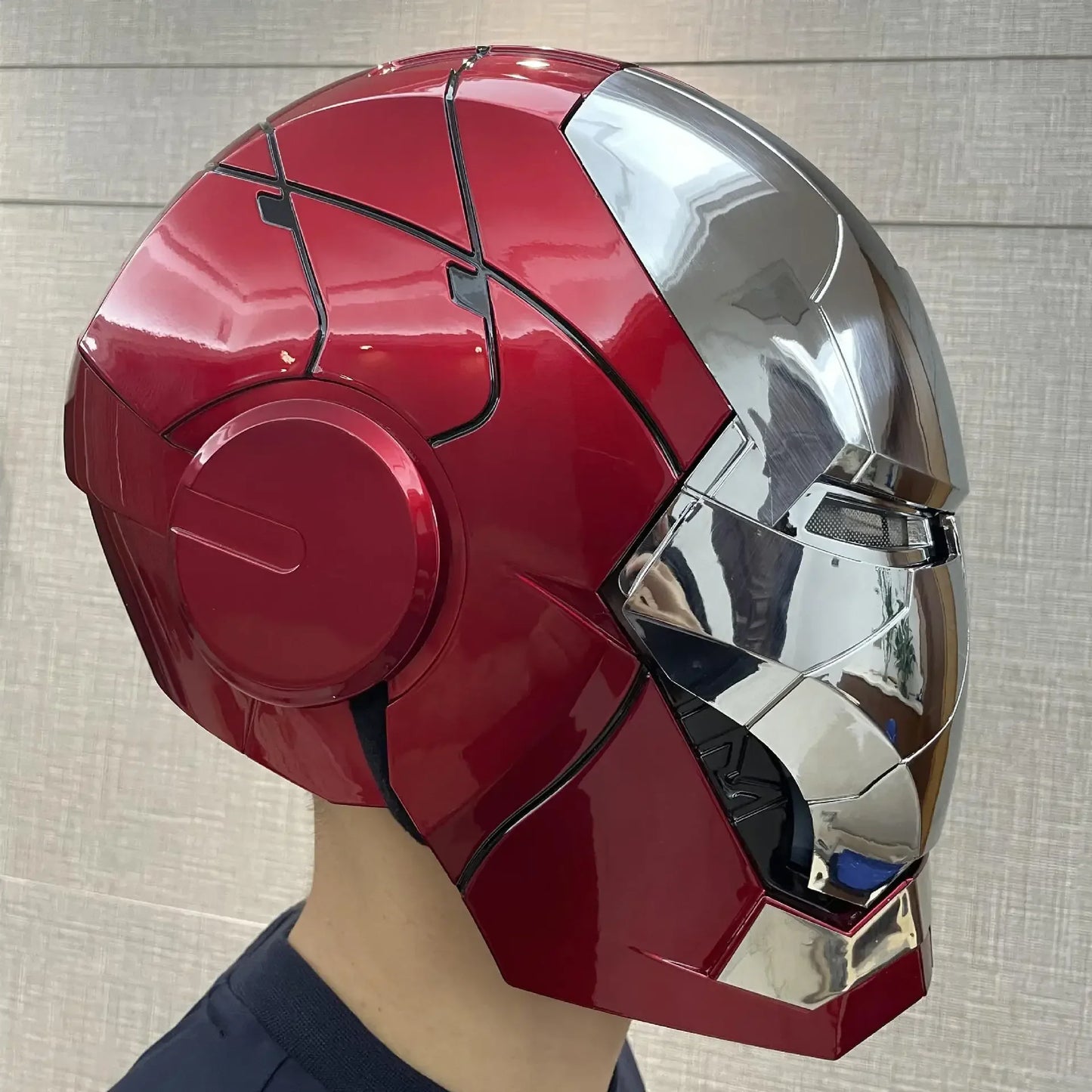 Marvel Iron Man Electric Helmet Multi-piece Voice Controlled.