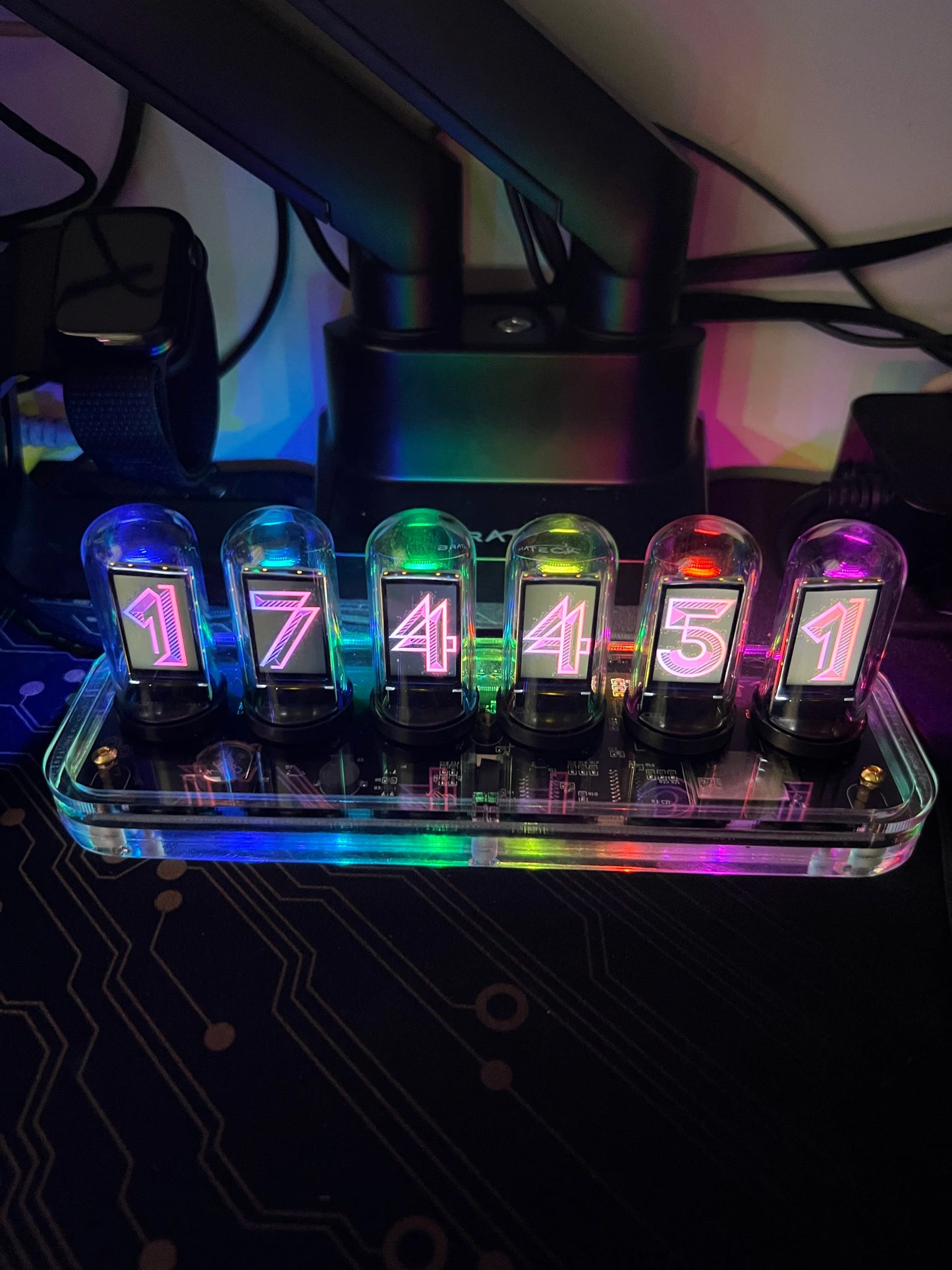 RGB Glow Nixie Tube Clock Mobile APP Editable IPS Display Clock.