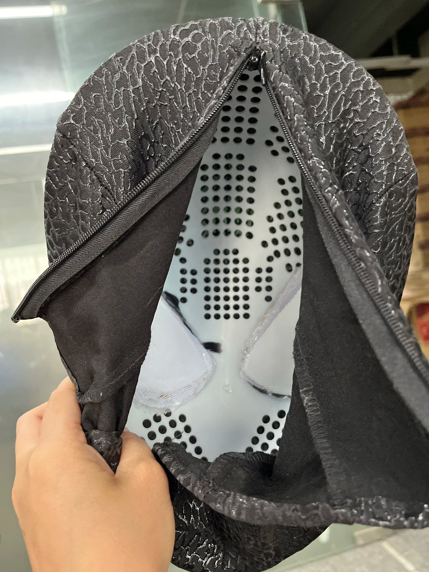 Marvel The Amazing Spider-Man Edward Eddie Brock White Venom Mask.