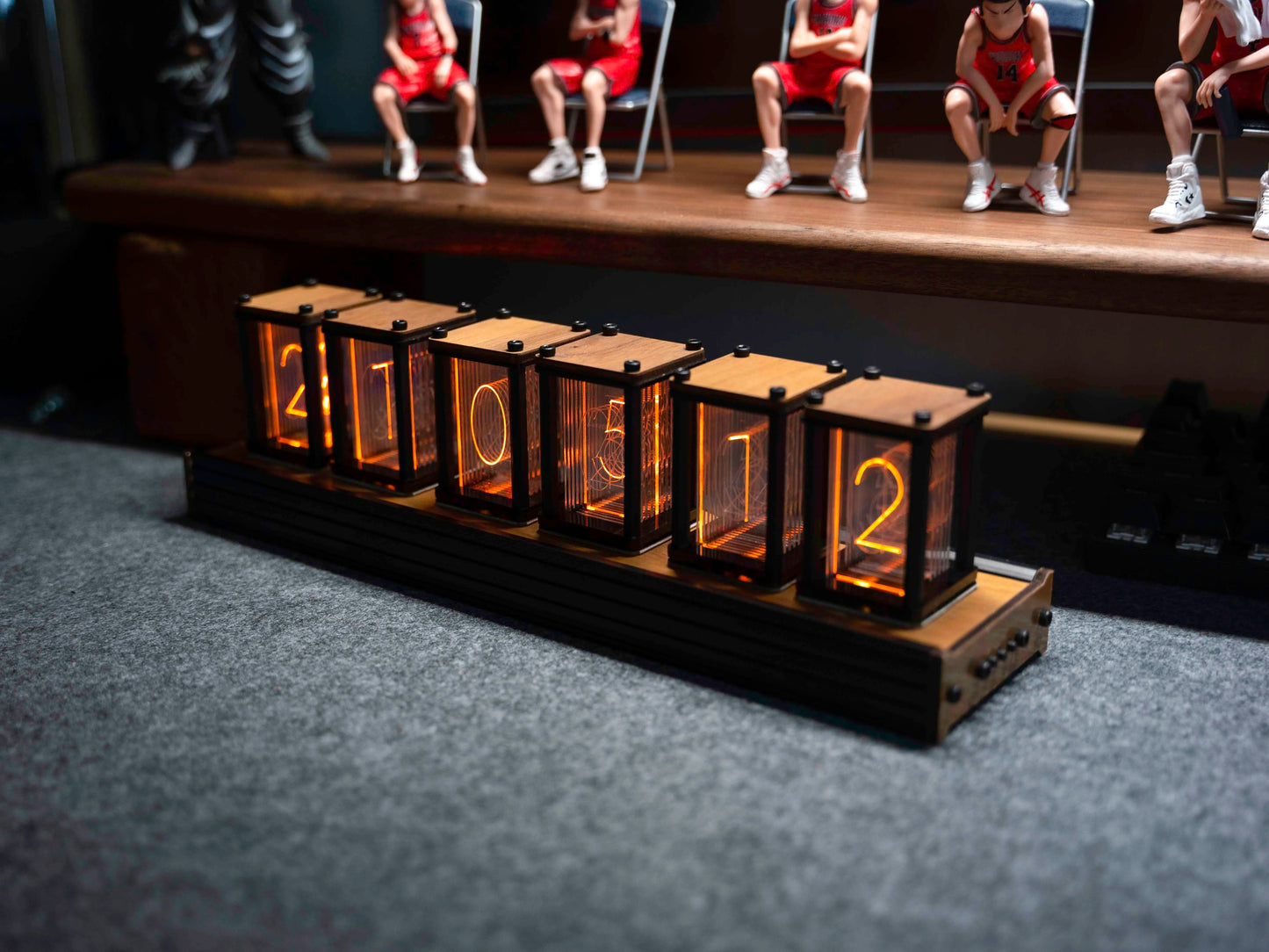 Luxury Nixie Glow Tube Clock Wood DIY Table Clock.