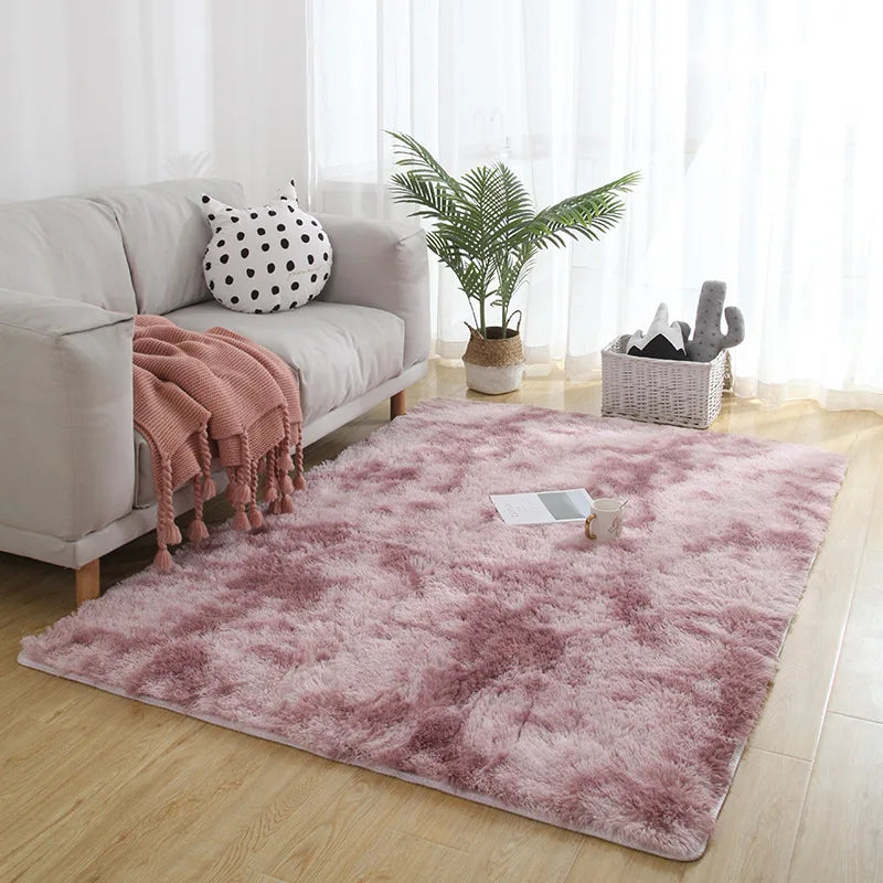 Plush Rugs Suitable For Living Room.